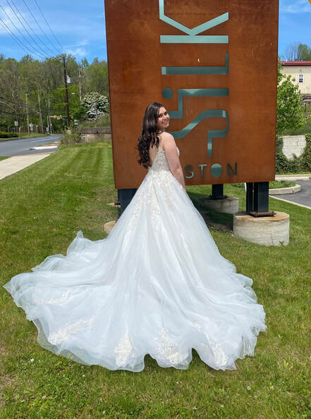 Photo of Bride in Gorgeous gown at the Simon Silk Mill